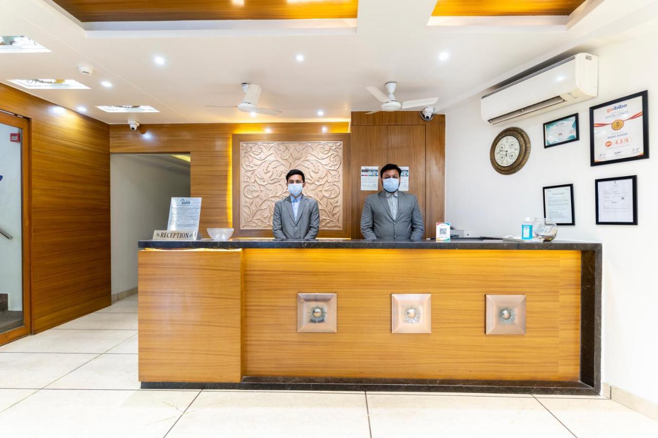 Hotel Ashish Ahmedabad Eksteriør billede