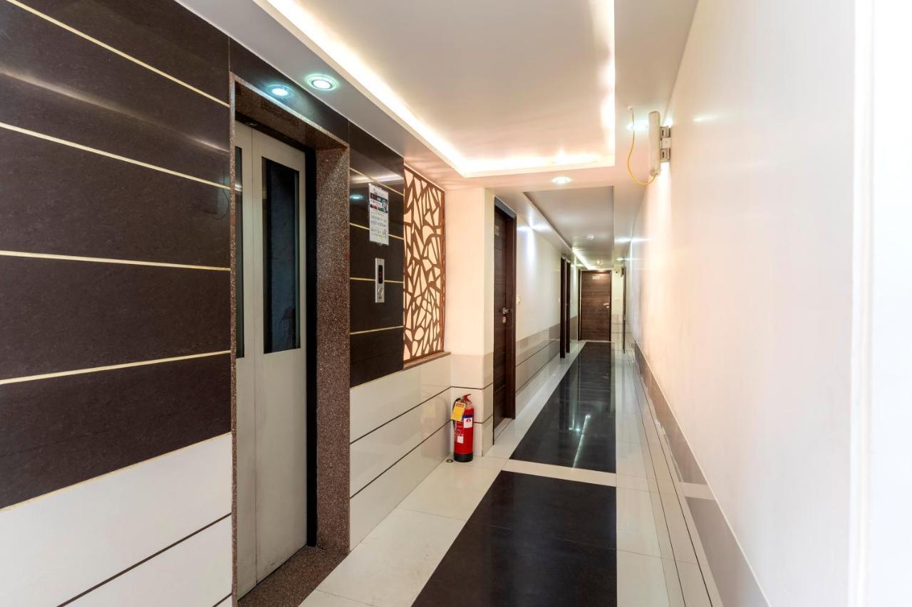 Hotel Ashish Ahmedabad Eksteriør billede