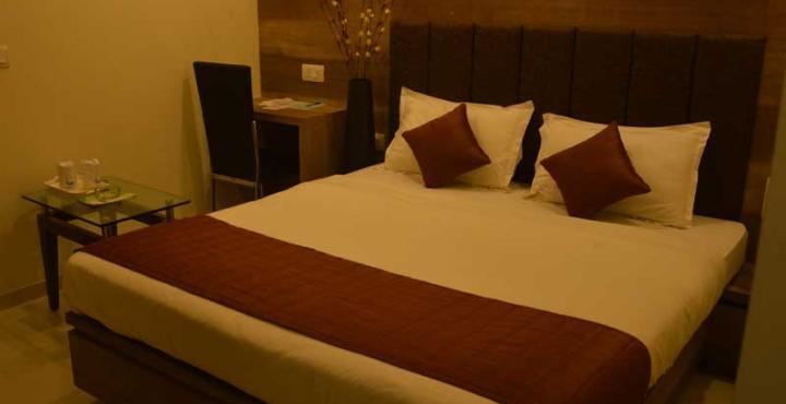 Hotel Ashish Ahmedabad Eksteriør billede