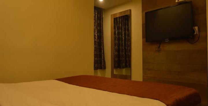 Hotel Ashish Ahmedabad Eksteriør billede
