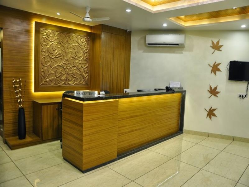 Hotel Ashish Ahmedabad Eksteriør billede